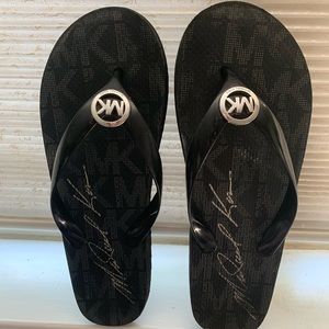 MICHAEL Michael Kors Flip Flops- SIZE 8/9